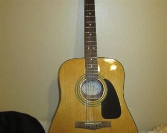 FENDER GUITAR