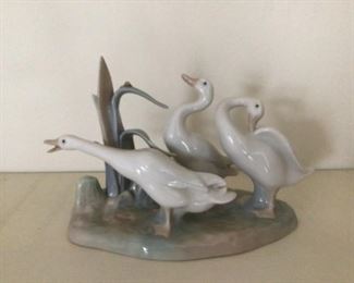 Lladro White Geese Figure