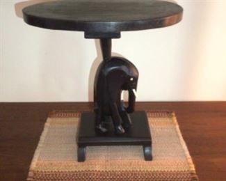 Black Elephant Stant