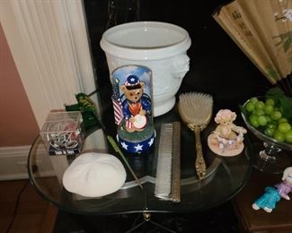 Boyd's Bear Figurine