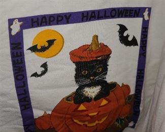 Halloween Cat In Pumpkin Vintage T-Shirt