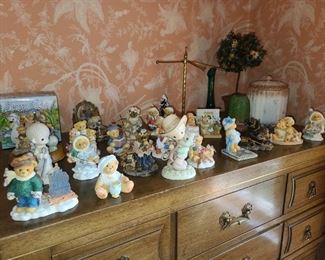 Boyd's Bear Figurines