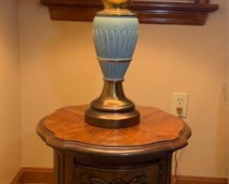 Drexel Drum Table with Lamp