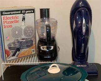 Small Lot of Must Haves