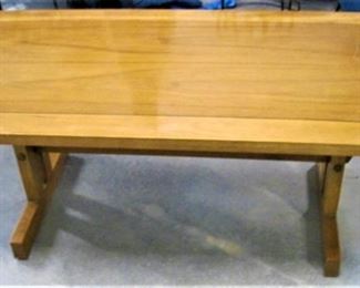 Mid Century style coffee table with trestle base Asking $45