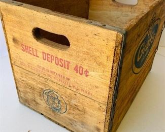23/  Vintage Graf’s Deep Rocks Beverage wood crate Milwaukee • $38