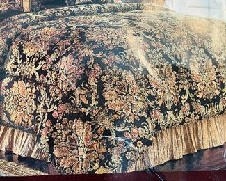 43/  King size bed spread and bed skirt • (never used) • $40