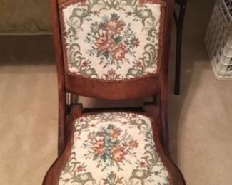 Folding rocking chair with embroidery seat & back