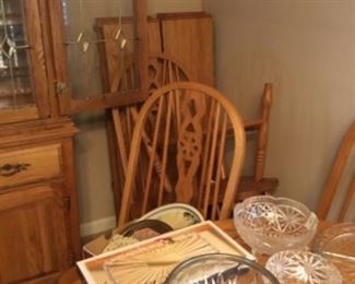 Dining room - 4 extra leaves to table and extra chairs