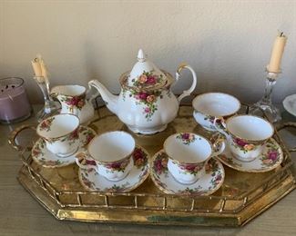 $240- OBO- Gorgeous Royal Albert Old Country Rose  Bone  China tea set from England 