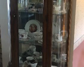 Slim curio cabinet