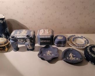 Lot of 12 Pieces of Wedgwood and Unmarked Roman Renaissance Themed Blue and White Collectibles