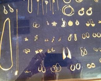 Assorted Gold jewelry