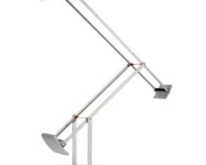 MCM Richard Sapper “Tizio” Artemide Italian Counterbalanced Desk Lamp