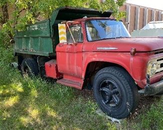 Dump truck (see Details page for information)