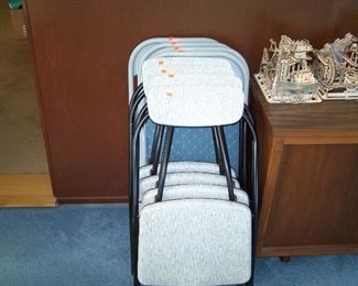 MID-CENTURY FOLDING CHAIRS