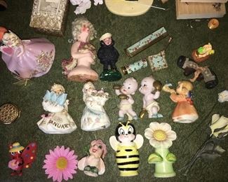 Vintage Figurines, Leftons