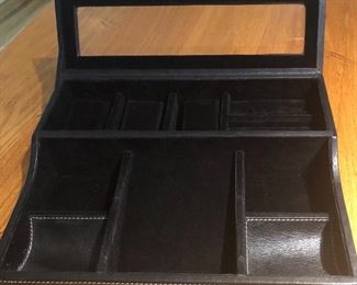 Fossil leather watch case and jewelry organizer