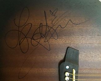 Lee Ann Rimes autograph on Carlos Robelli guitar