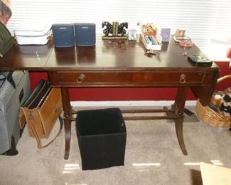 Drop-Side Desk