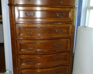 Nice chest of drawers