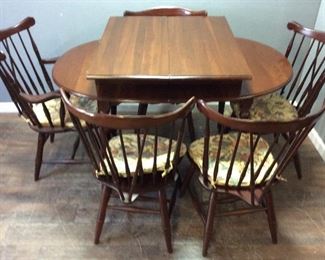 VTG. KLING COLONIAL SOLID CHERRY DINING TABLE AND CHAIRS