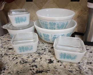 Pyrex Amish Butterprint Aqua