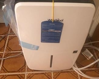 WHIRLPOOL HUMIDIFIER