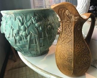 Large McCoy pottery in mint condition 