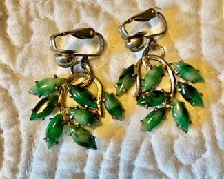 $15 Green jade like stone clip earrings 1 1/2" L 
