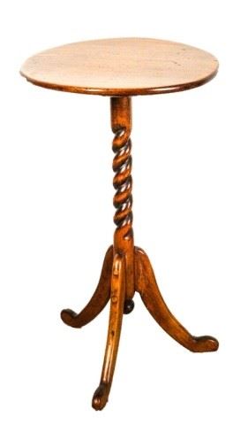 66	Pine Tea Table with Turned Pedestal on 3 Feet	Pine Tea Table with Turned Pedestal on 3 Feet. Scratch on edge 25 1/2" H X 14 1/2" Diameter
