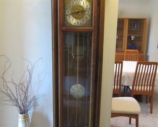 Grandfather clock marked 1979 Howard Miller - great working condition