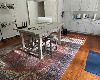 Barclays Butera Malibu Rectangular Seaboard Bistro Table (concrete top) with Karastan rug100% wool pile (8.8 x 12)