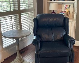 Thomasville Leather wingback chair With pedestal
