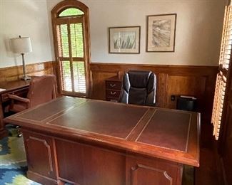 Hooker Office Desk w/ black leather task chair…..