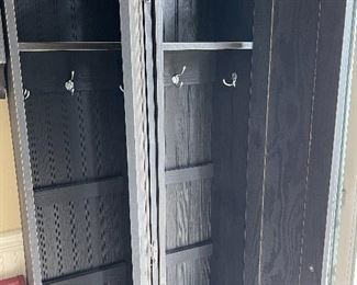 Storage cabinet lockers