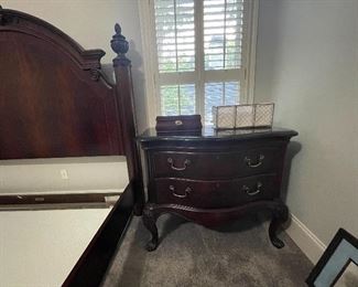 Thomasville Night Stand