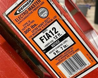 Werner 12 foot Fiberglass Ladder 300 lb