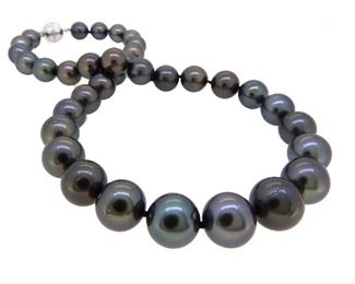 35 Tahitian Pearl Necklace 14K White Gold