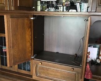 Middle of unit is 30” wide x 26” tall. Place for tv or computer monitor. 