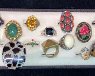 100’s of costume jewelry pieces, some new with tags.