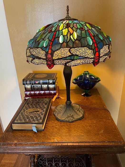 Fine stain glass lamp
