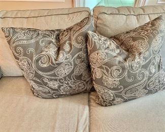 $80 - Pair of decorative down pillows #2 - 20" square 
