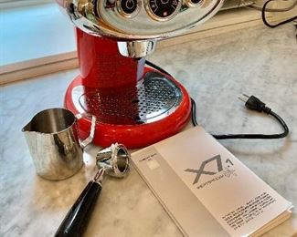$250 - illy espresso Machine - X7.1 iperEspresso 