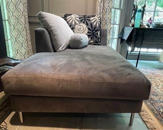 Carter Furniture Chaise Sectional