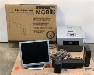 Located in: Chattanooga, TN
Photo Printer, Monitor, Speakers & Desk
(1) 17" Hp L1750 Monitor- Powers On
(1) Kodak Professional 9810 Digital Photo Printer- Powers On
Samsung Surround Sound Speakers- Unable To Test
Technimobili 3 Drawer Desk **Box 2 of 2 Only**
*Sold As Is Where Is*

SKU: D-6-B