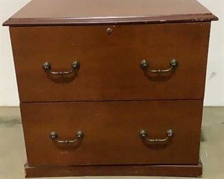 Located in: Chattanooga, TN
Two Drawer Lateral Filing Cabinet
Size (WDH) 30-1/4"W x 18-1/2"D x 27-1/2"H
*No Key*
**Sold as is Where is**