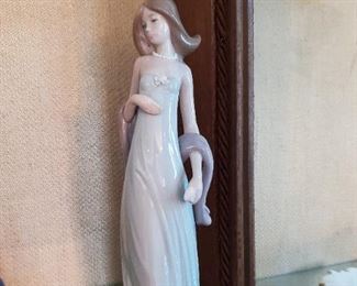 Lladro figurine