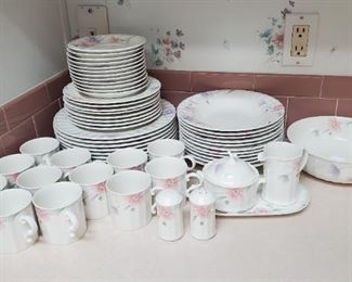 Mikasa Maxima
Tremont