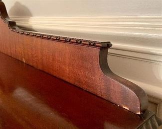 detail-please note chip in veneer